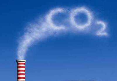 溫室氣體、生態(tài)平衡與工業(yè)凈化 一幅照片背后的現(xiàn)代挑戰(zhàn)