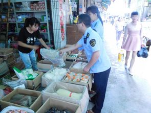 白沙縣食藥監局橋北所積極開展臺風災后轄區食品安全專項檢查，筑牢食品經營安全防線